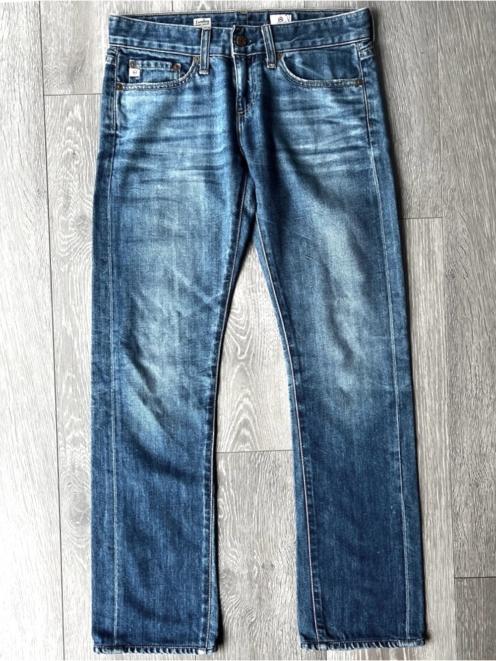 AG Tomboy Relaxed Straight Leg Mid Rise Jeans Medium Wash • Size 25